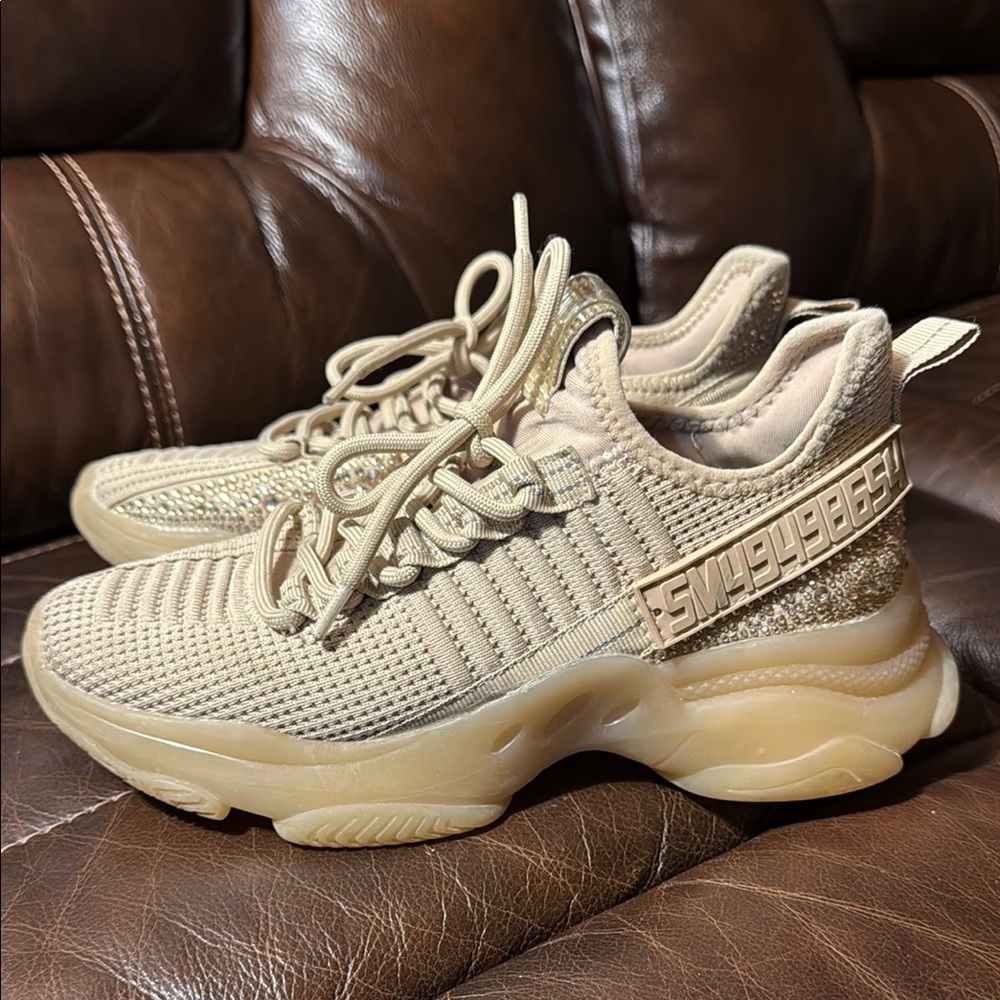 Steve Madden Stylish Cream Women's Sneakers